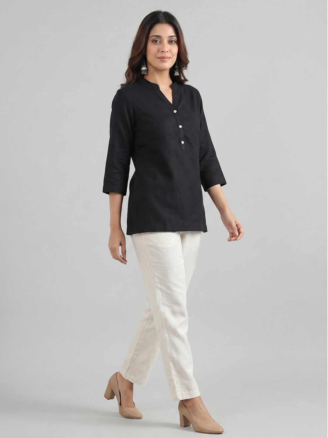 Black Airy Linen Top